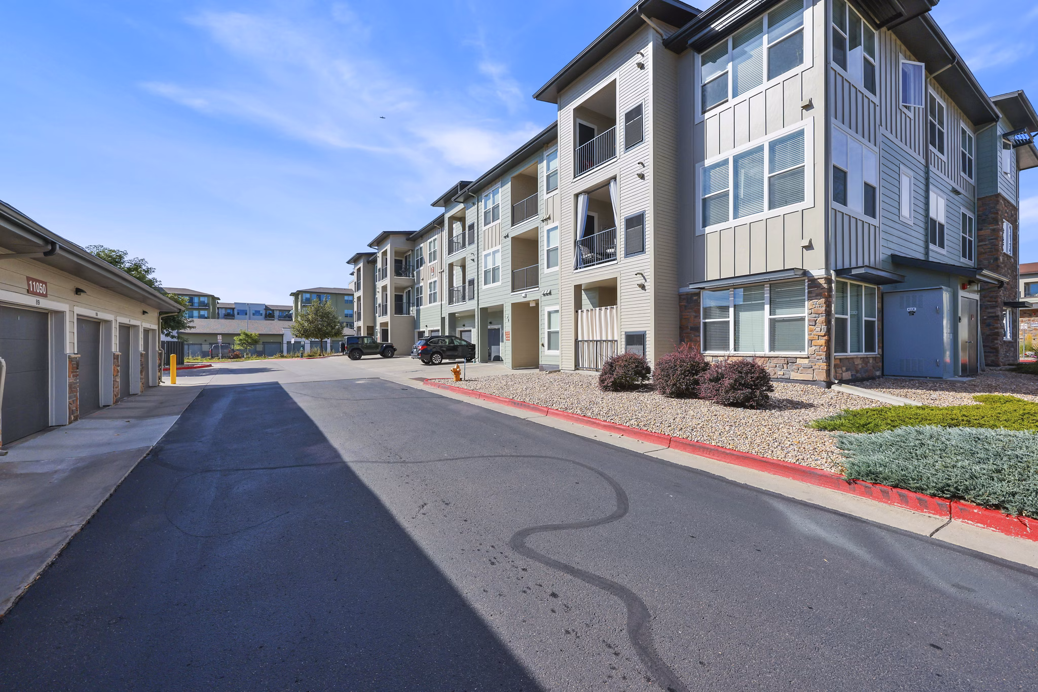exterior at Westlink at Oak Station Apartments