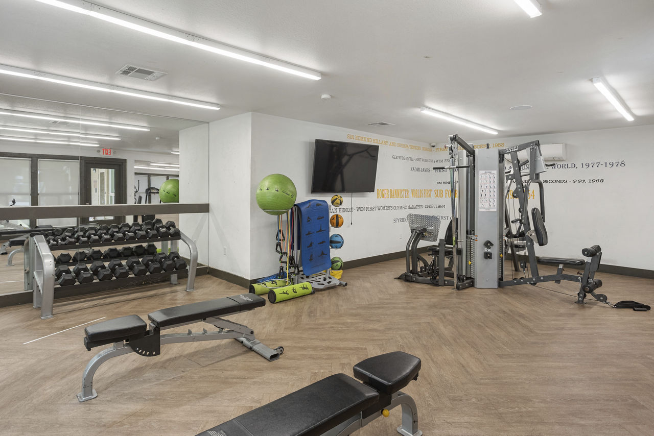 Gym at The Remy (2 of 2)