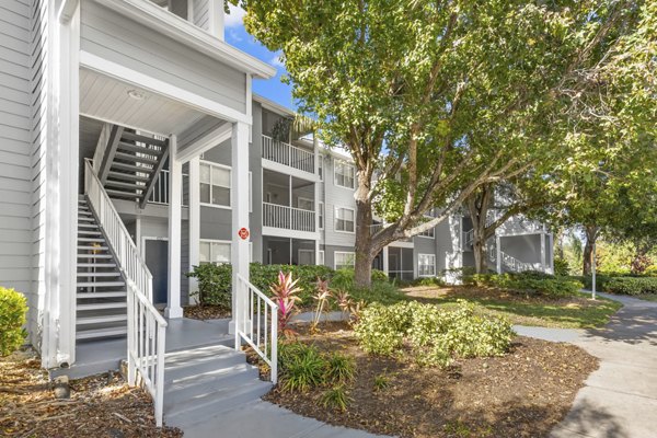 Avana City Park: Contemporary of luxury apartment building in vibrant city locale