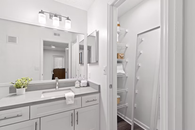 bathroom at Avana City Park Apartments