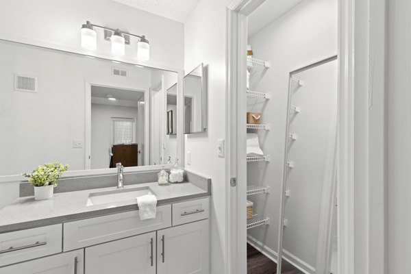 bathroom at Avana City Park Apartments