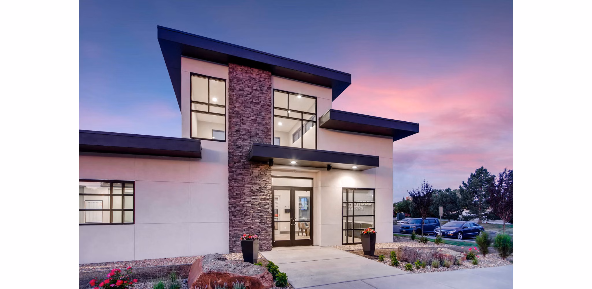 Copperwood Apartments: Elegant luxury apartments in serene suburban setting