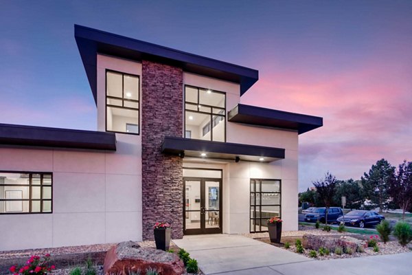 Copperwood Apartments: Elegant luxury apartments in serene suburban setting