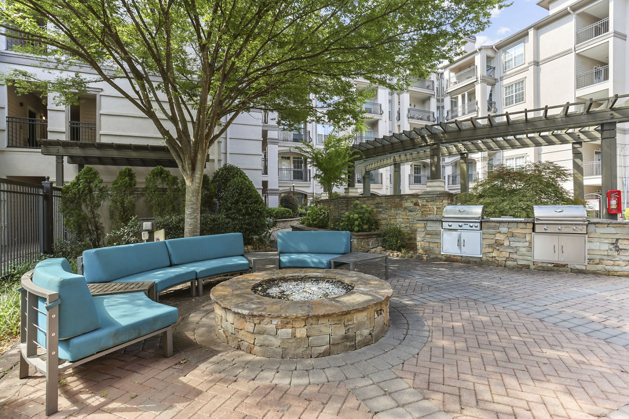 Grill area at Avana Uptown Apartments