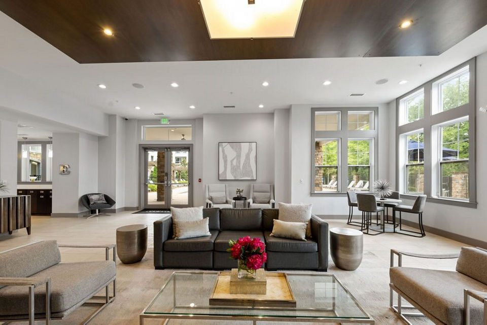 clubhouse at Element Ballantyne Apartments