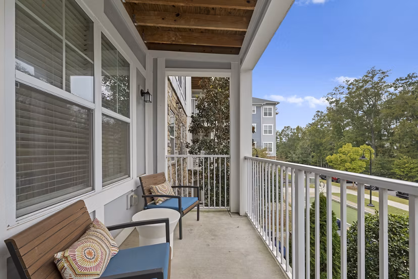 patio at Element Ballantyne Apartments