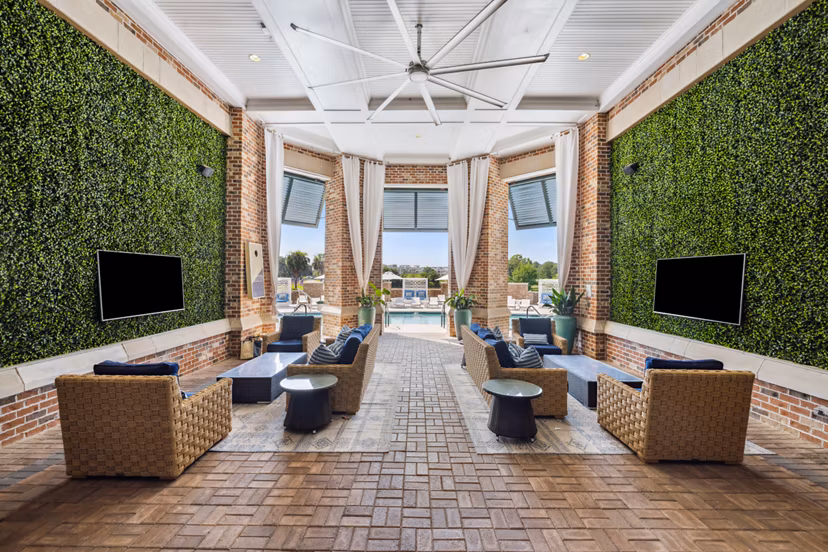 clubhouse at Simmons Park Apartments 