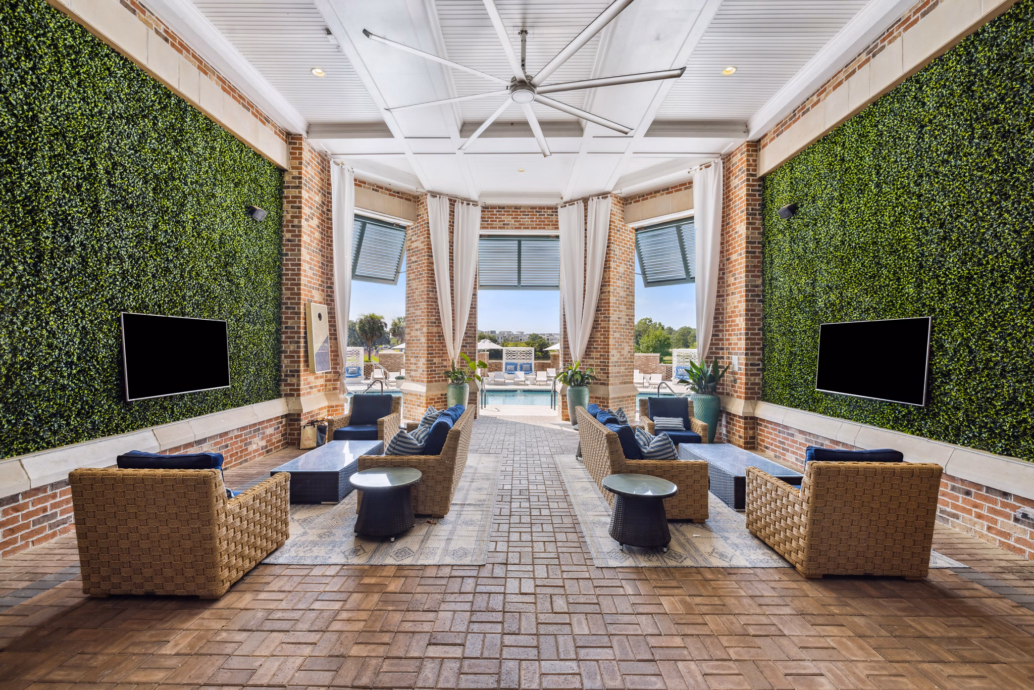 clubhouse at Simmons Park Apartments 