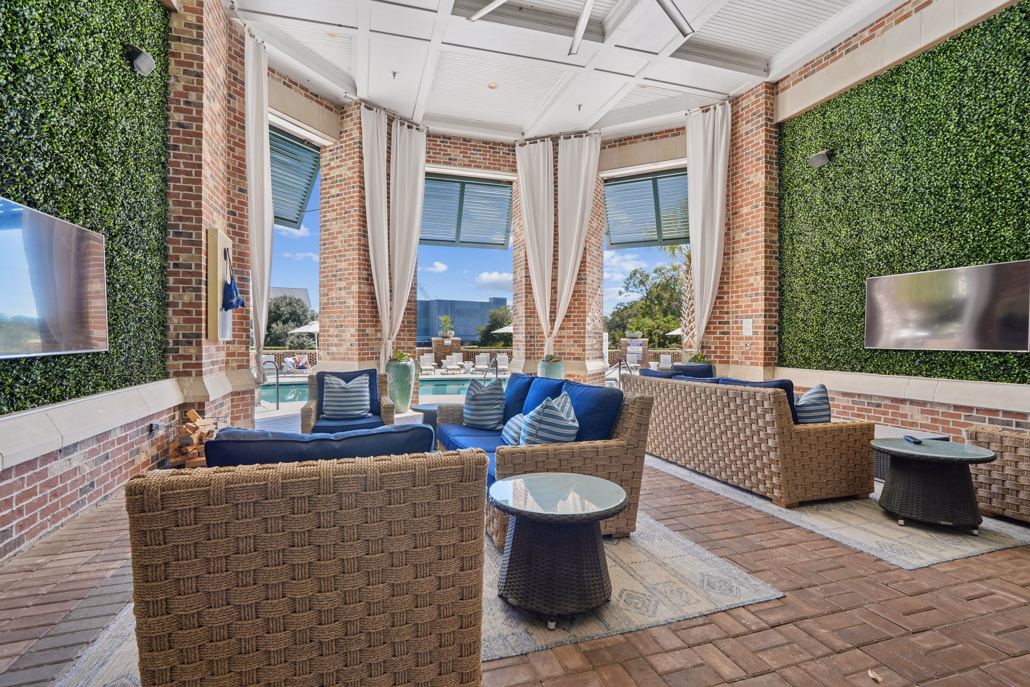 clubhouse at Simmons Park Apartments 