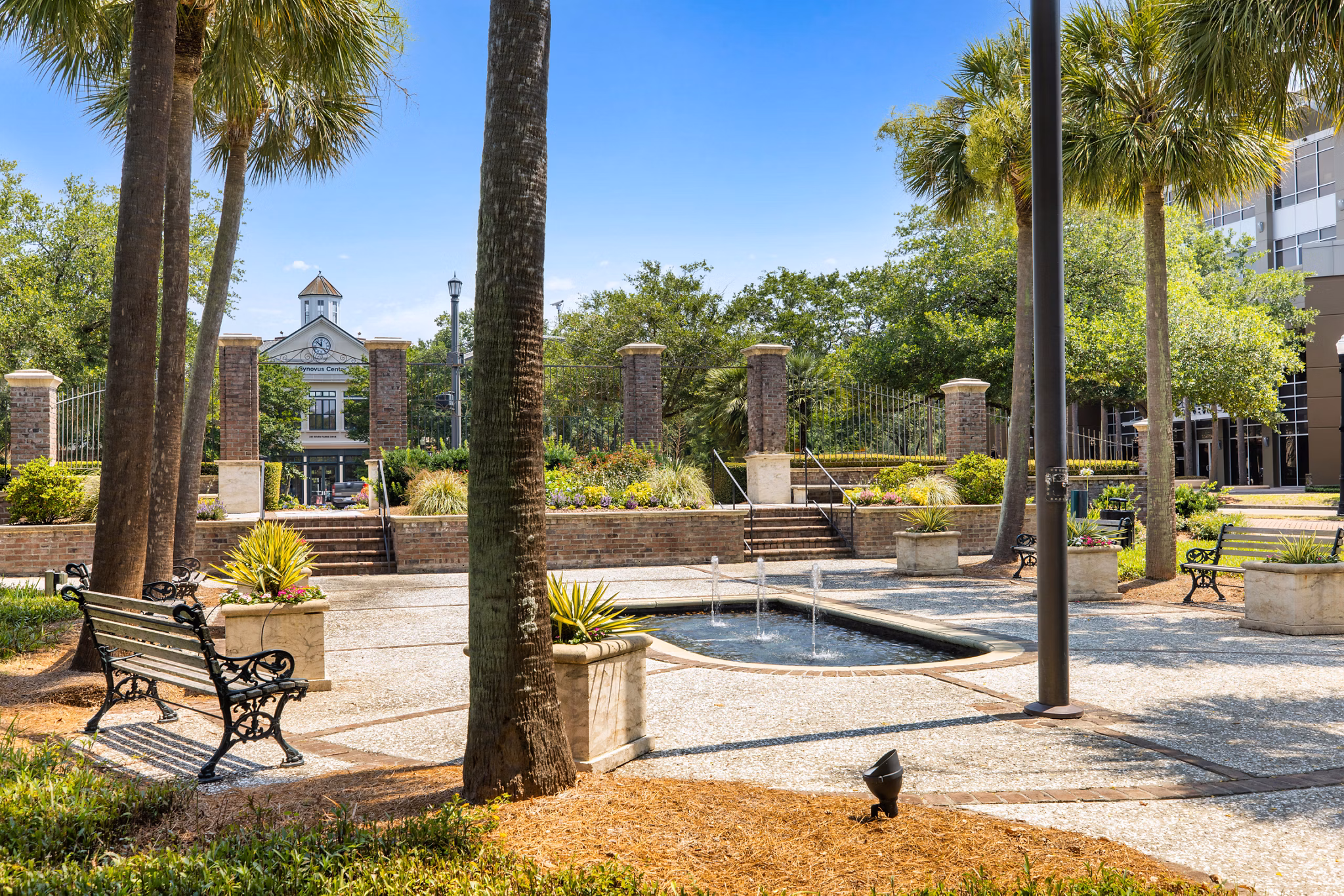 grill area at Simmons Park Apartments 