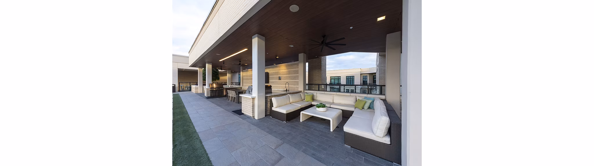 patio at Novel River Oaks Apartments 