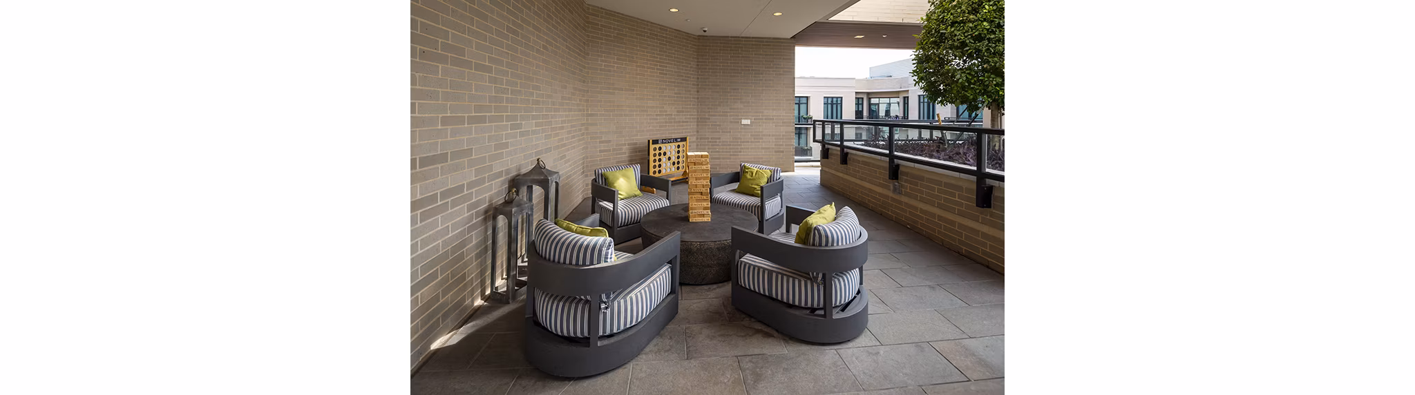 patio at Novel River Oaks Apartments 