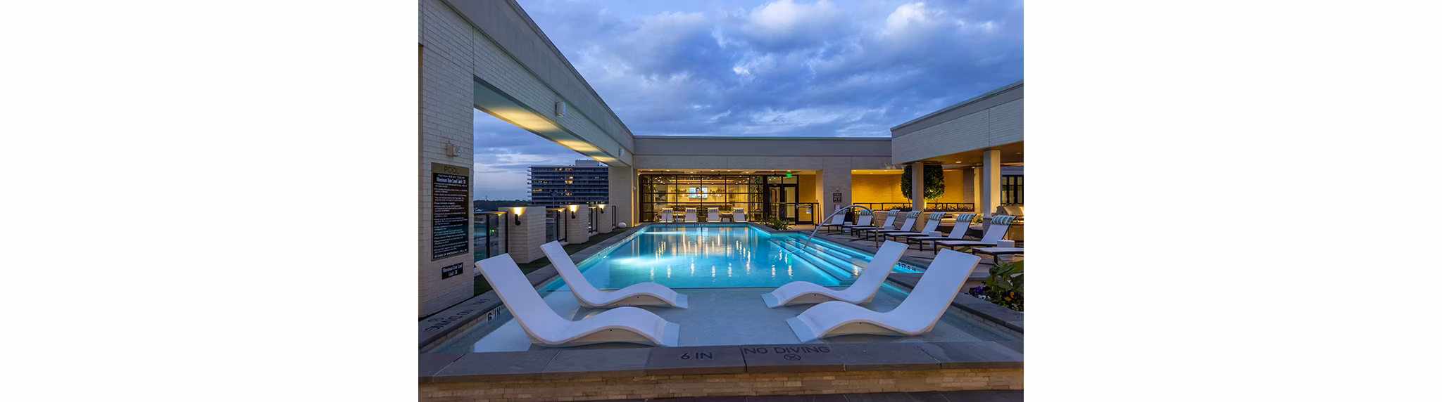 pool at Novel River Oaks Apartments 