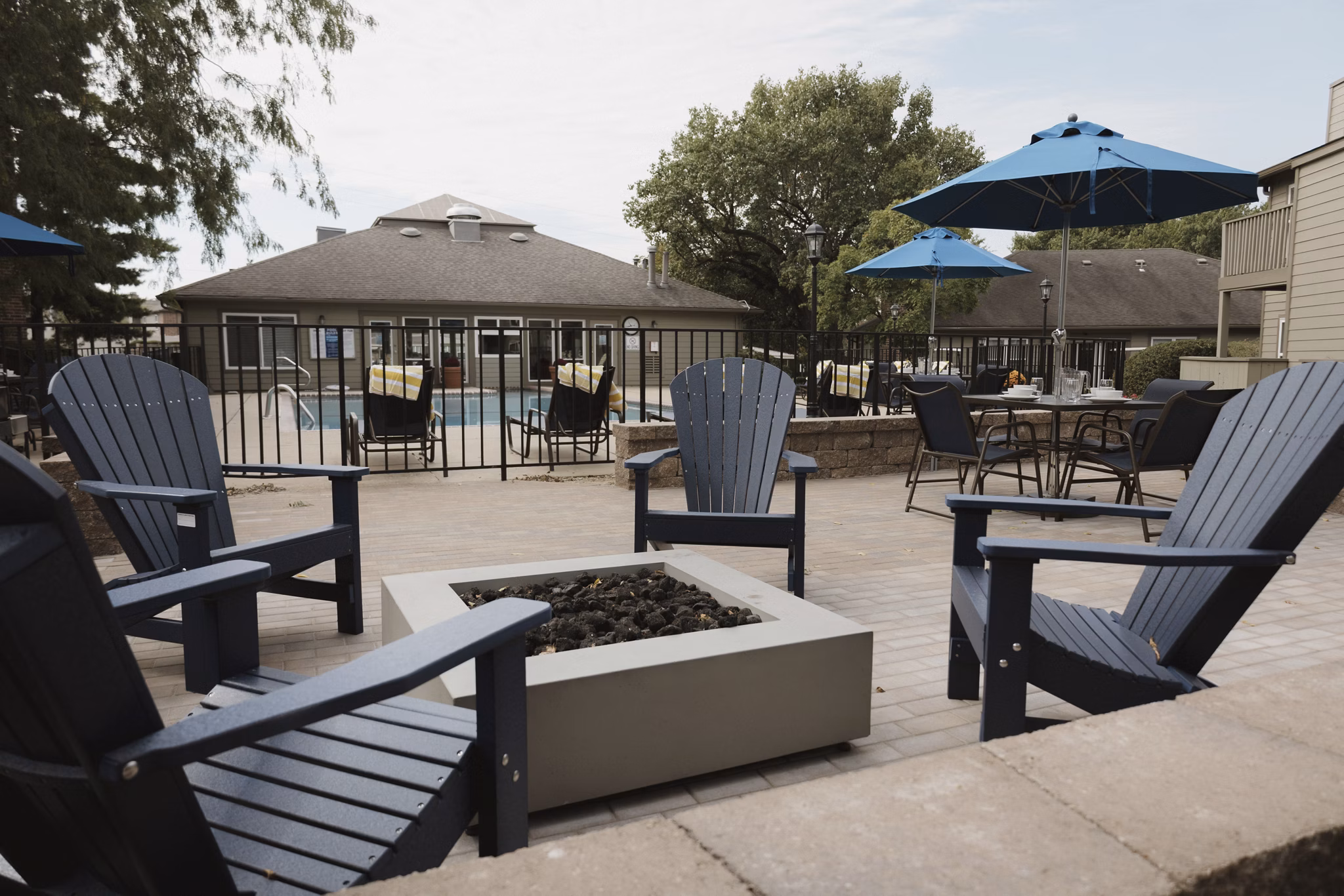 Patio at Sun River Apartments