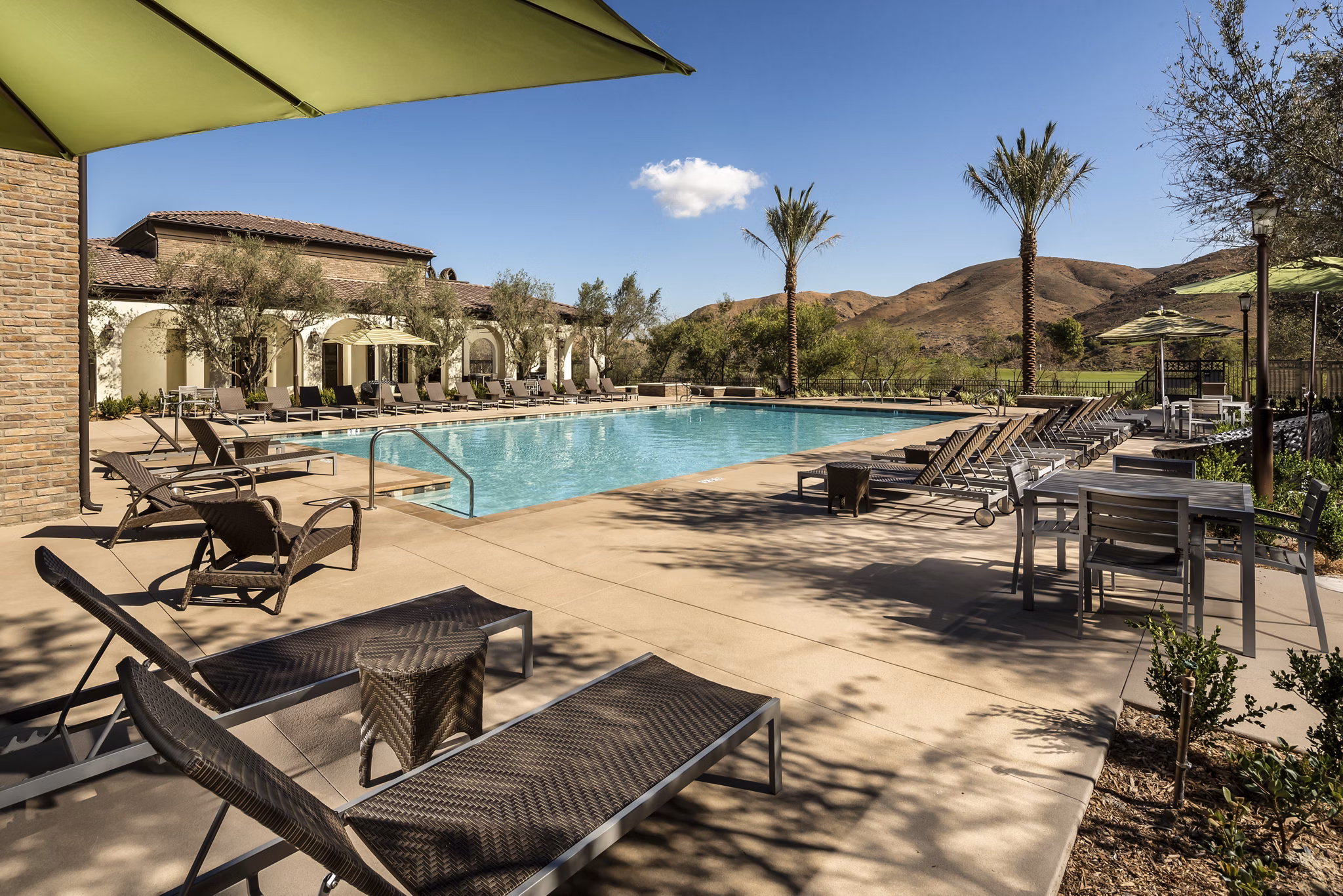 pool at Encanto Apartments