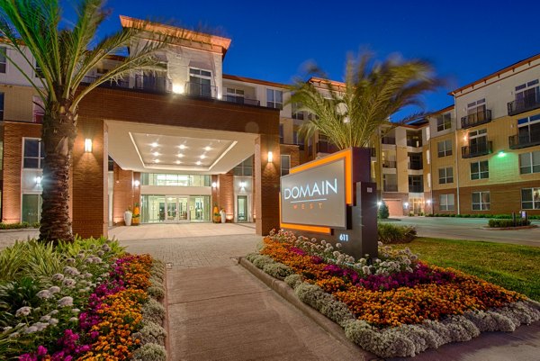 Domain West: Contemporary luxury apartments with sleek design in Houston, TX