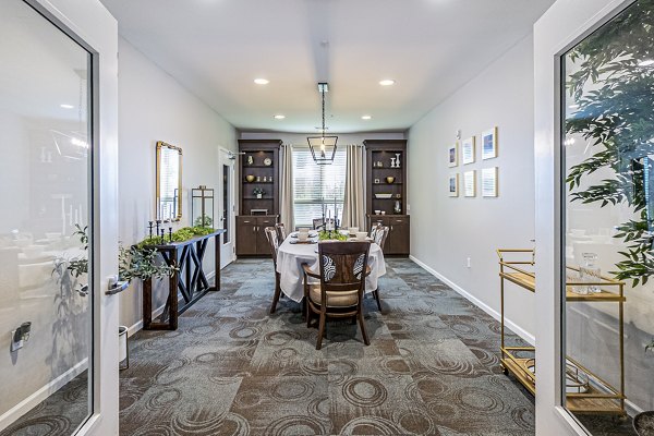 community dining room at Album Quail Springs Apartments