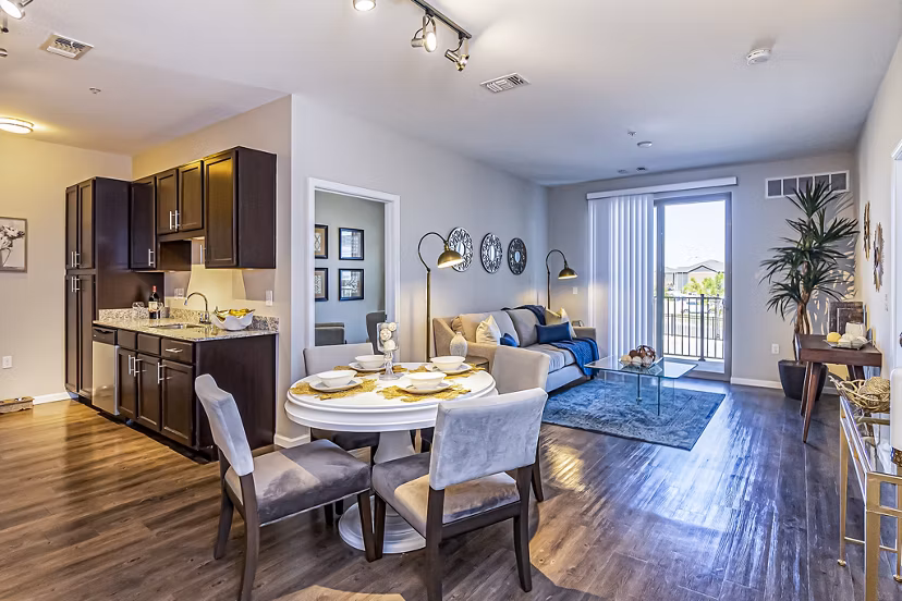 Elegant dining room with contemporary design in Album Quail Springs Apartments