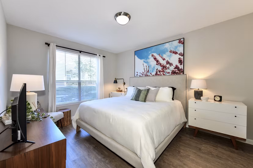 Bedroom featuring elegant modern decor in Avana Ridenour Apartments