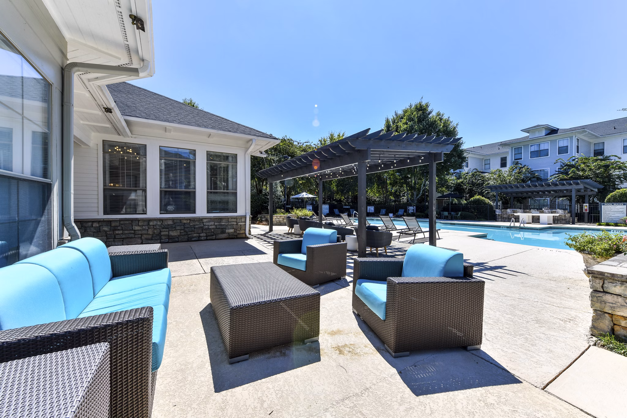 Patio with modern outdoor seating at Avana Ridenour Apartments