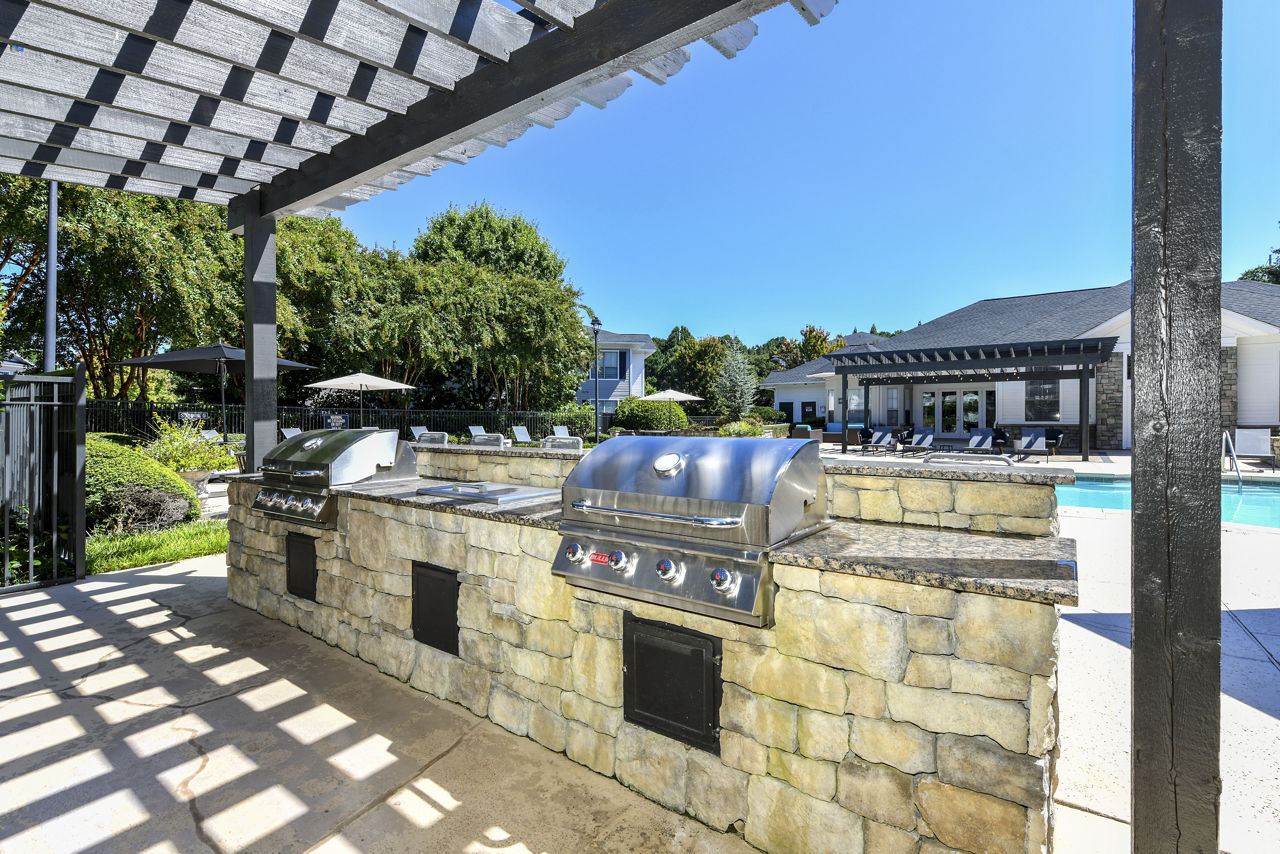 Grill area at Avana Ridenour (1 of 2)