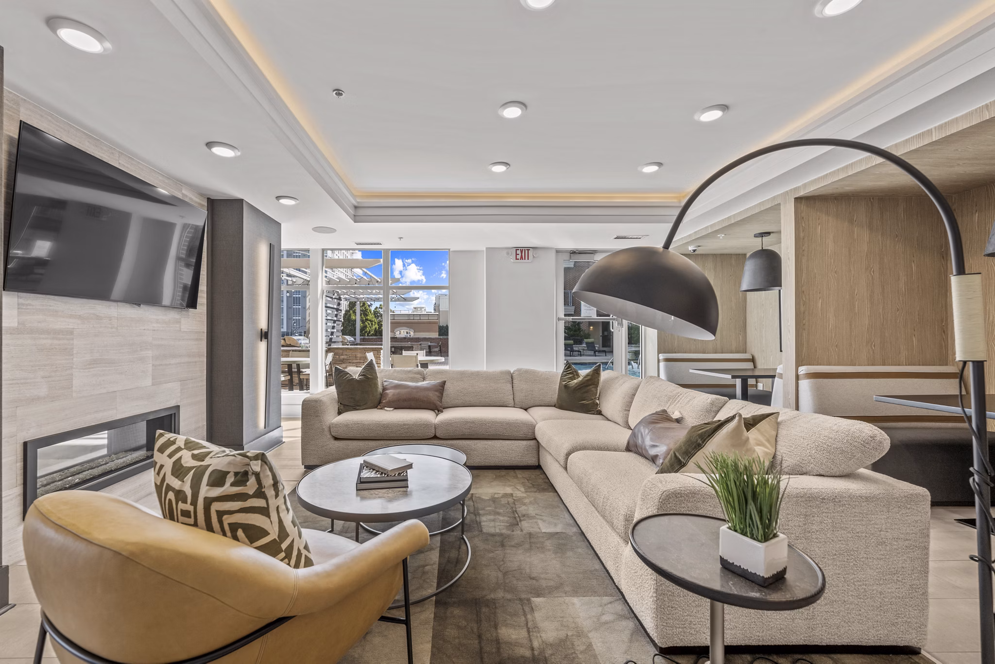 Clubhouse/Lobby at The Mint 425 Apartments