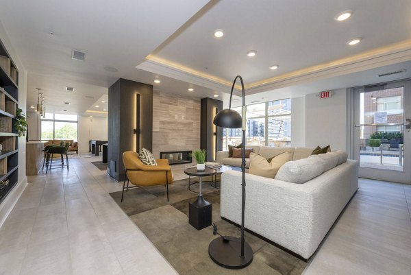 clubhouse at The Mint 425 Apartments