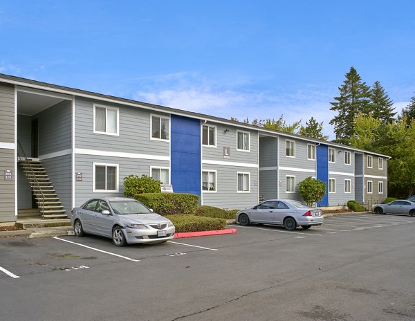 exterior at Irwin Park Apartments