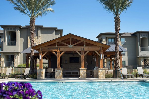 pool at Savannah Oaks Apartments