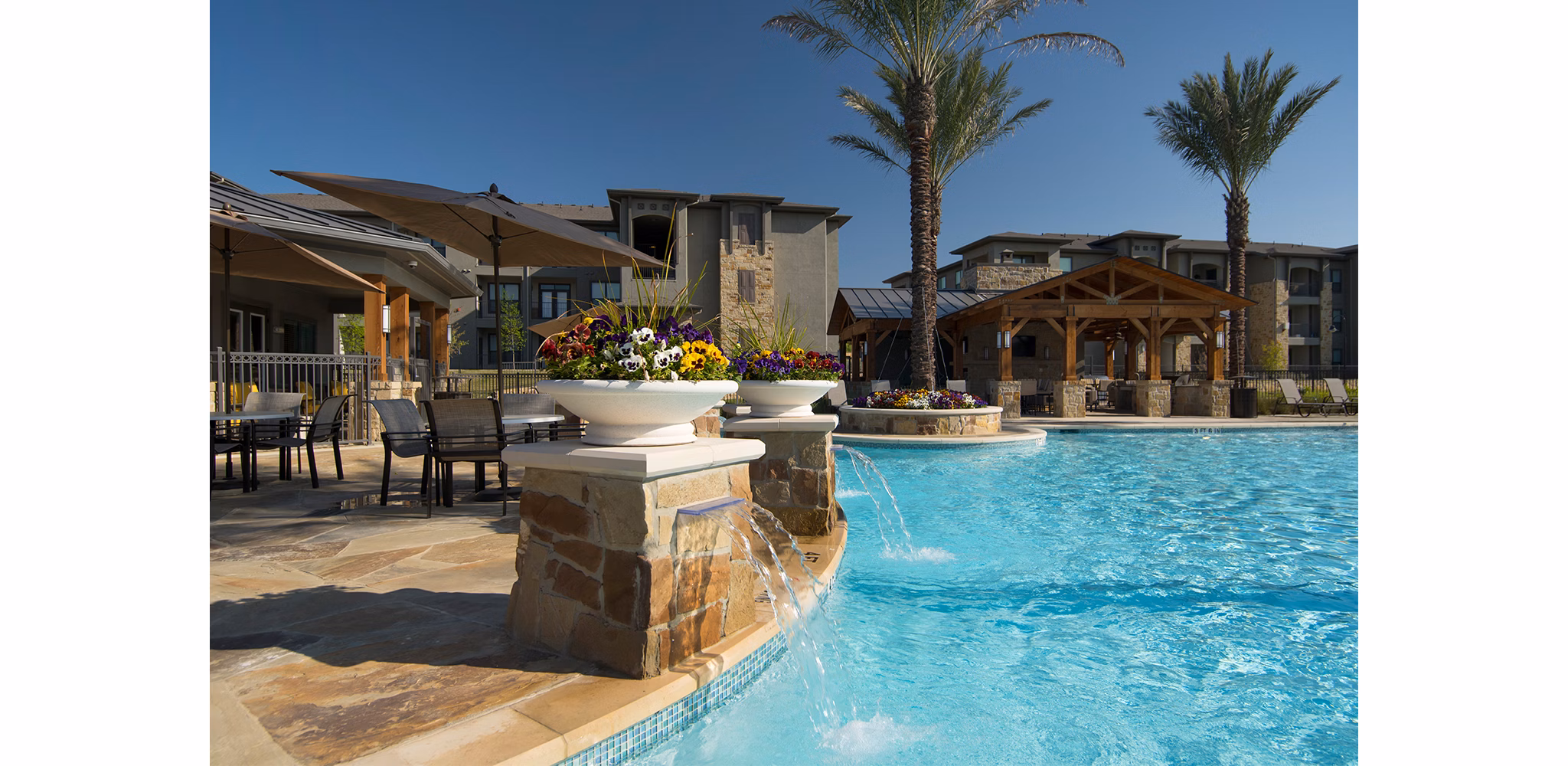 Pool at Savannah Oaks Apartments