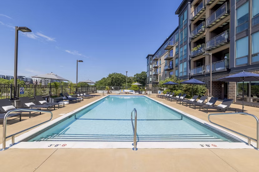 pool at Easton at Mountain Island Apartments