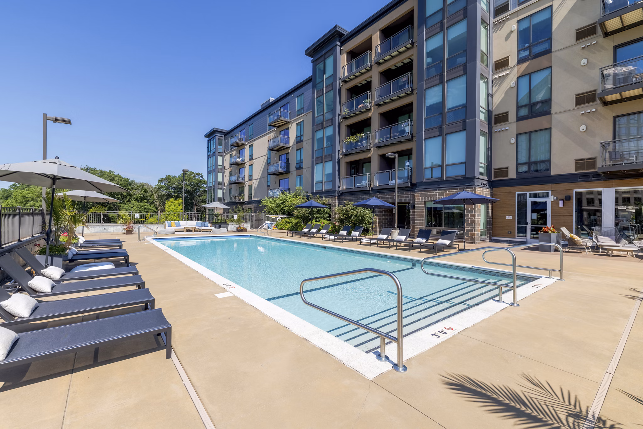 pool at Easton at Mountain Island Apartments