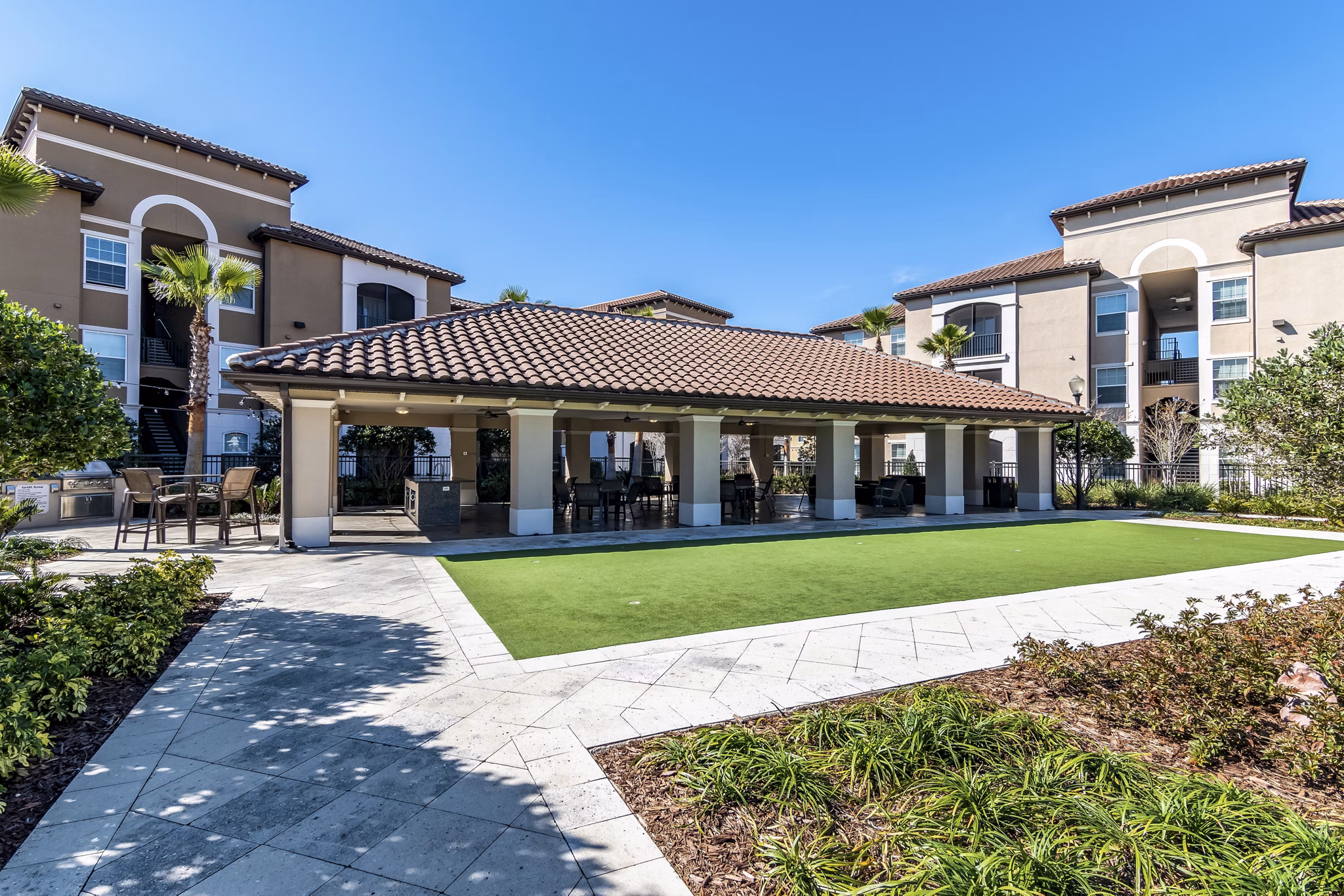 patio at The Grand at Westside Apartments 