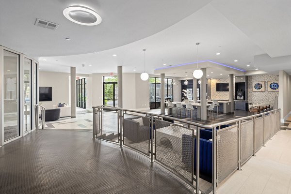 clubhouse at 810 NINTH Apartments