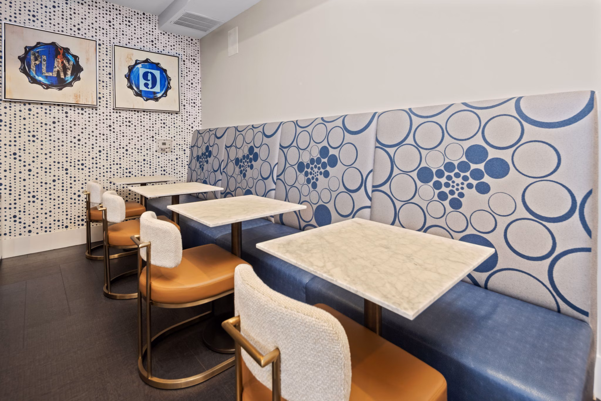 clubhouse at 810 NINTH Apartments