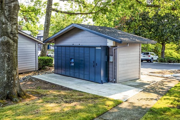 parcel pickup lockers at The Alden Apartments