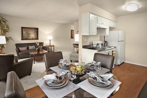 dining room at Madrid Apartments