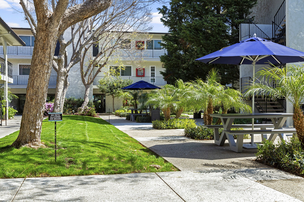 Madrid Apartments Los Angeles Ca 13 of 23