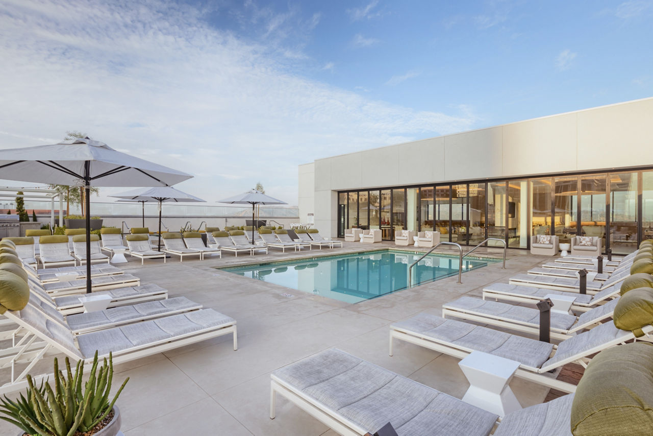 Altana Glendale Ca 3 of 12