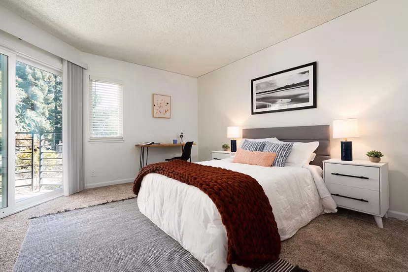 bedroom at Creekwood Apartments