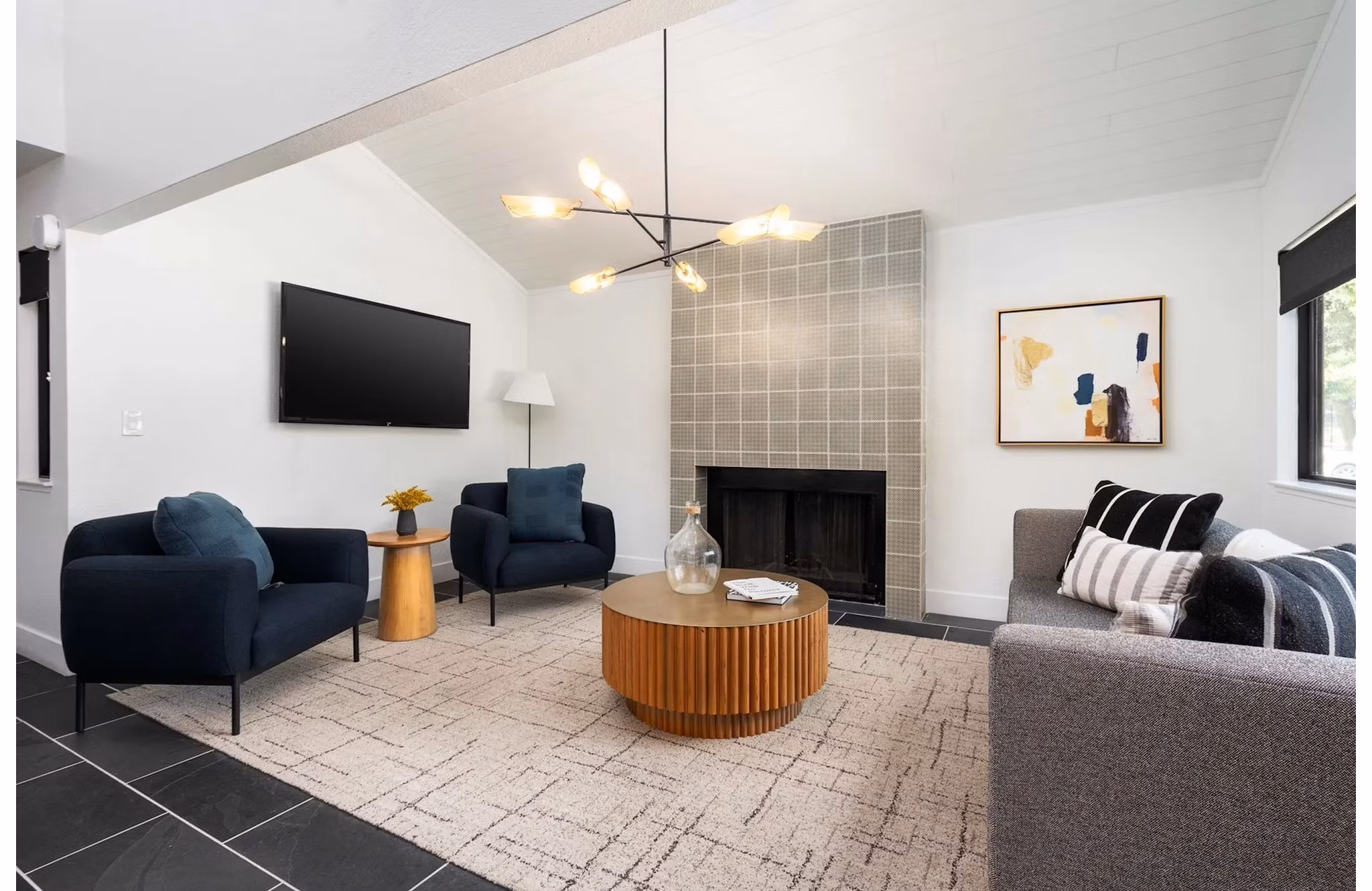 clubhouse at Creekwood Apartments