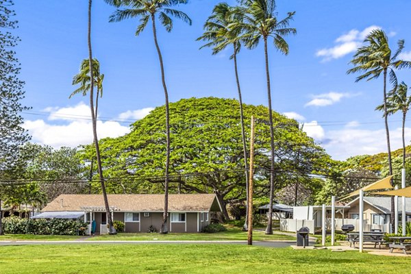 Kapilina Beach Homes: Elegant oceanfront apartments with lush landscaping in Ewa Beach