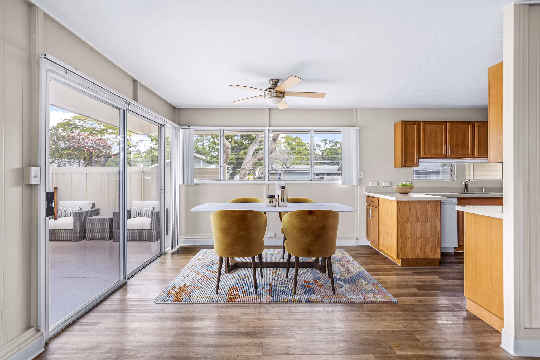 Dining room with modern decor at Kapilina Beach Homes Apartments
