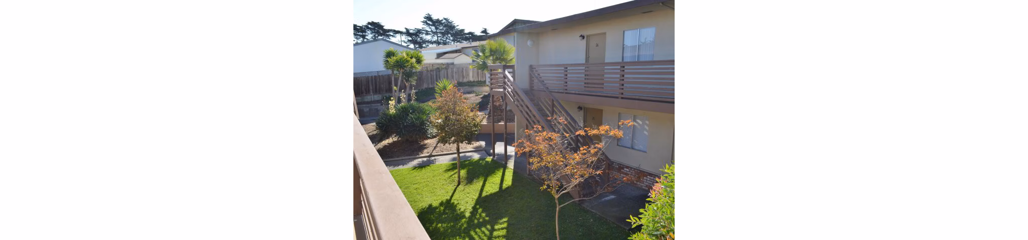Marina Crescent Apartments: Luxurious waterfront apartment showcasing modern design