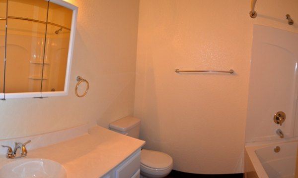 bathroom at Shoreline Apartments
