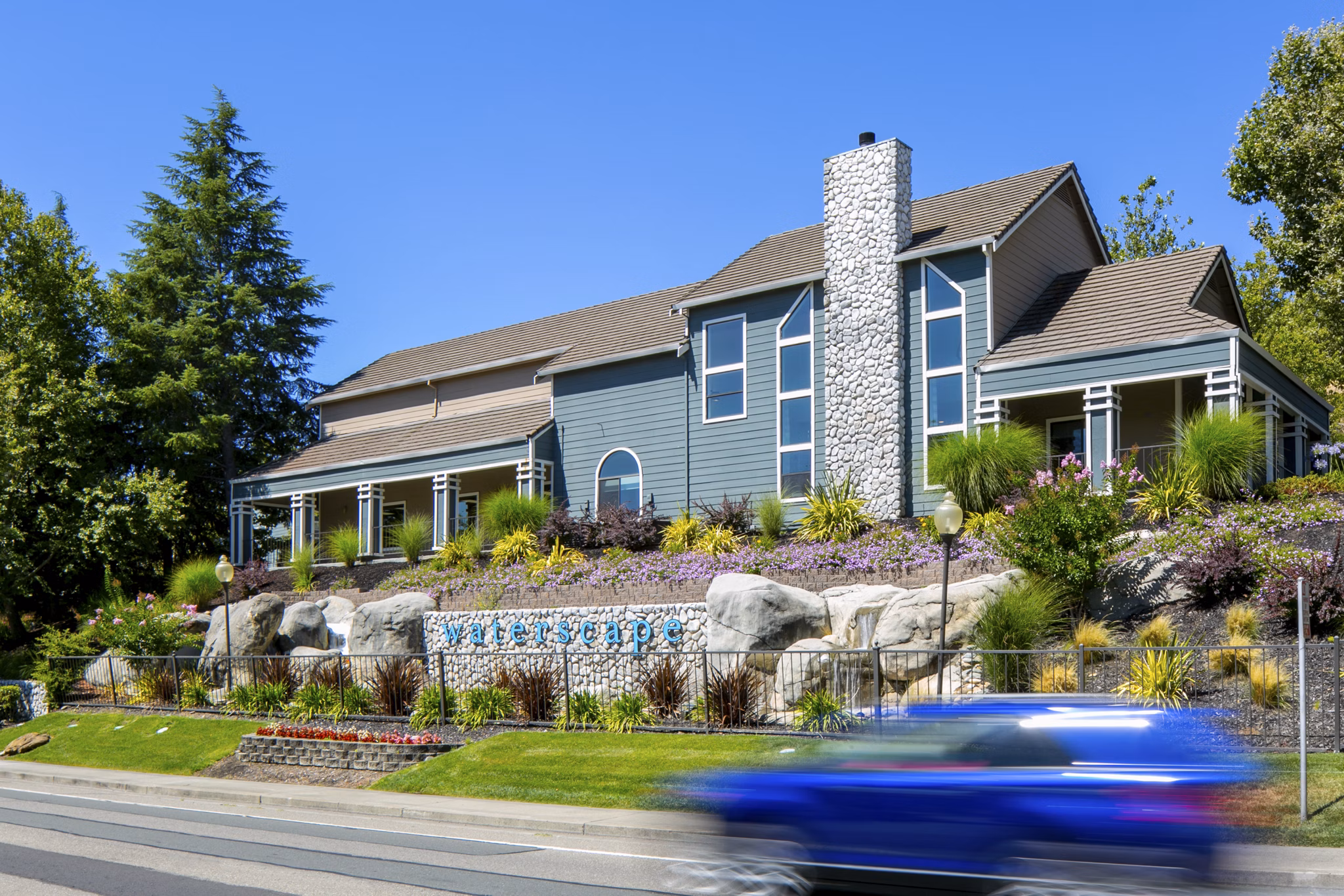 Waterscape Apartments: Contemporary design at luxury apartments in a serene lakeside setting