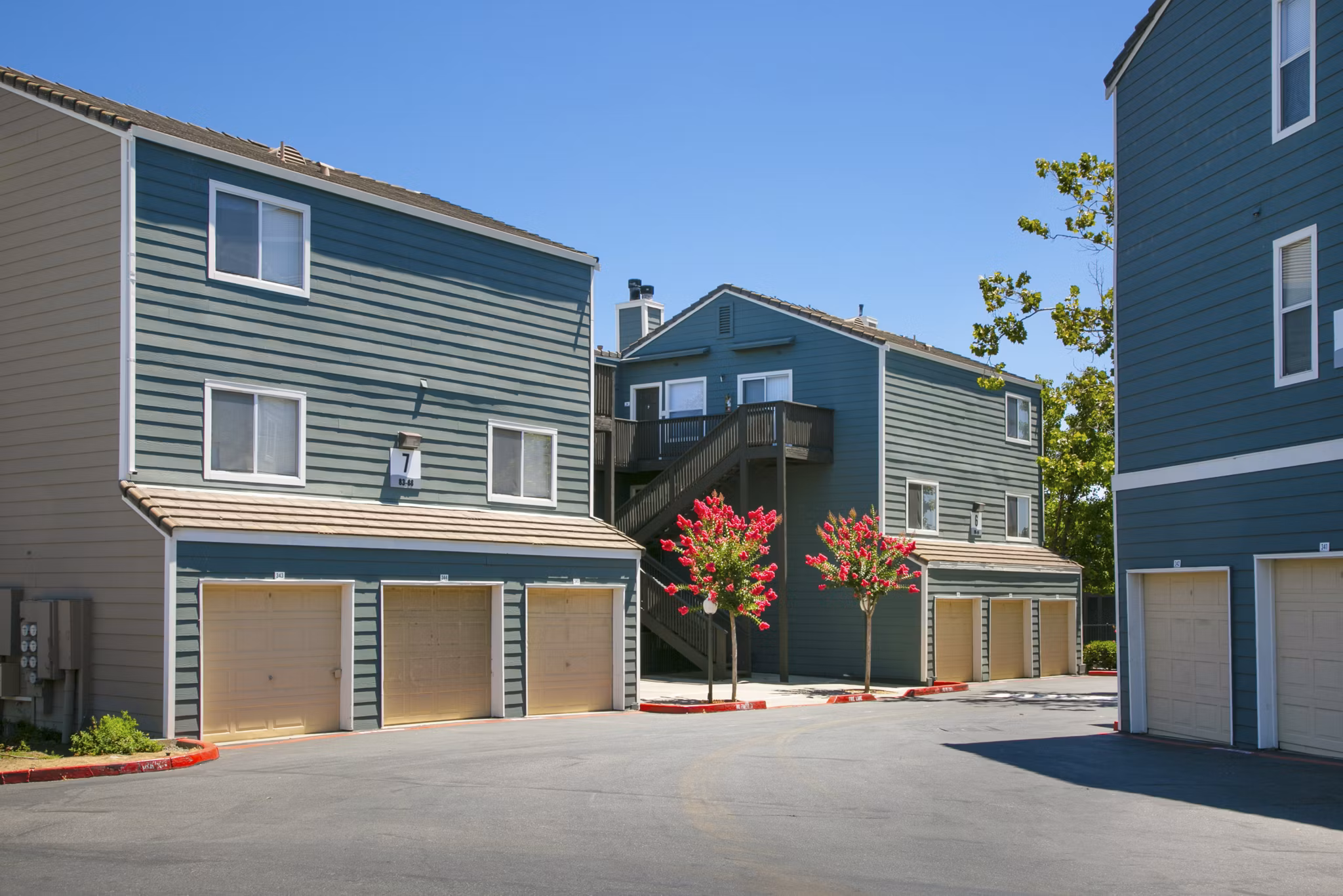 Waterscape Apartments: Luxury lakeside apartments in scenic community