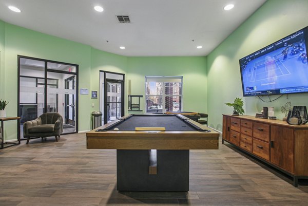 game room at The Brownstones at Englewood South Apartments