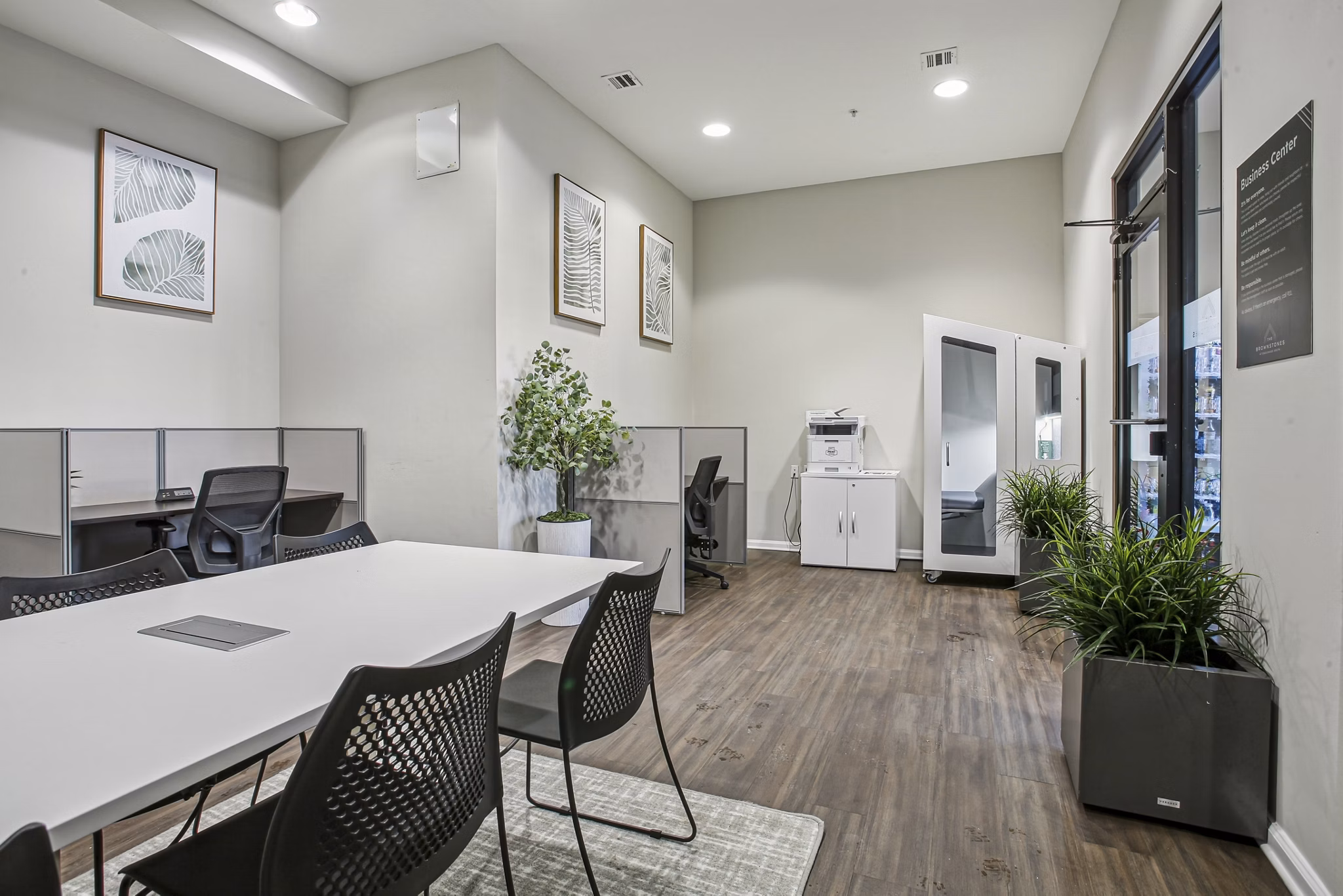 clubhouse at The Brownstones at Englewood South Apartments