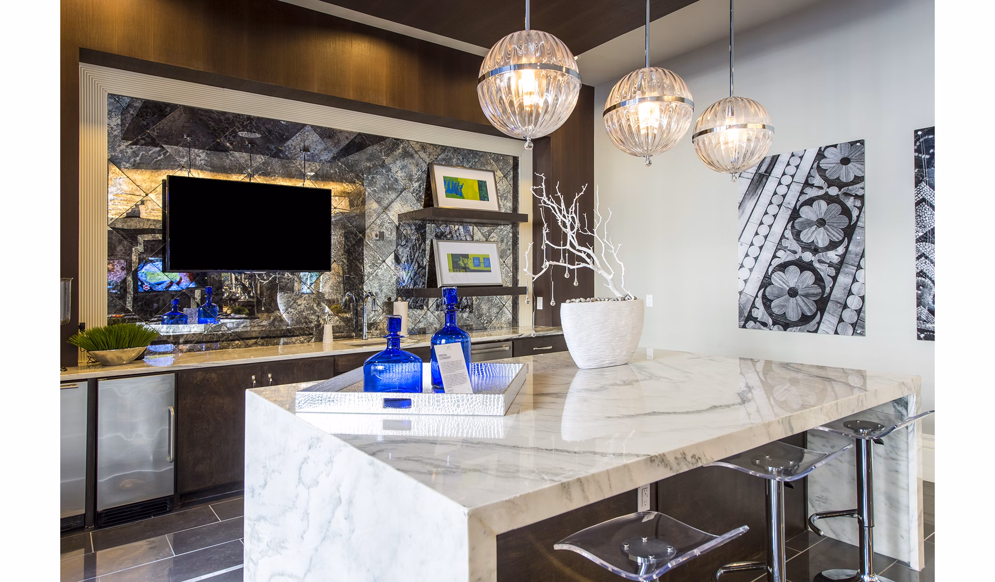 Clubhouse featuring modern interiors and social spaces at Elan Memorial Park Apartments